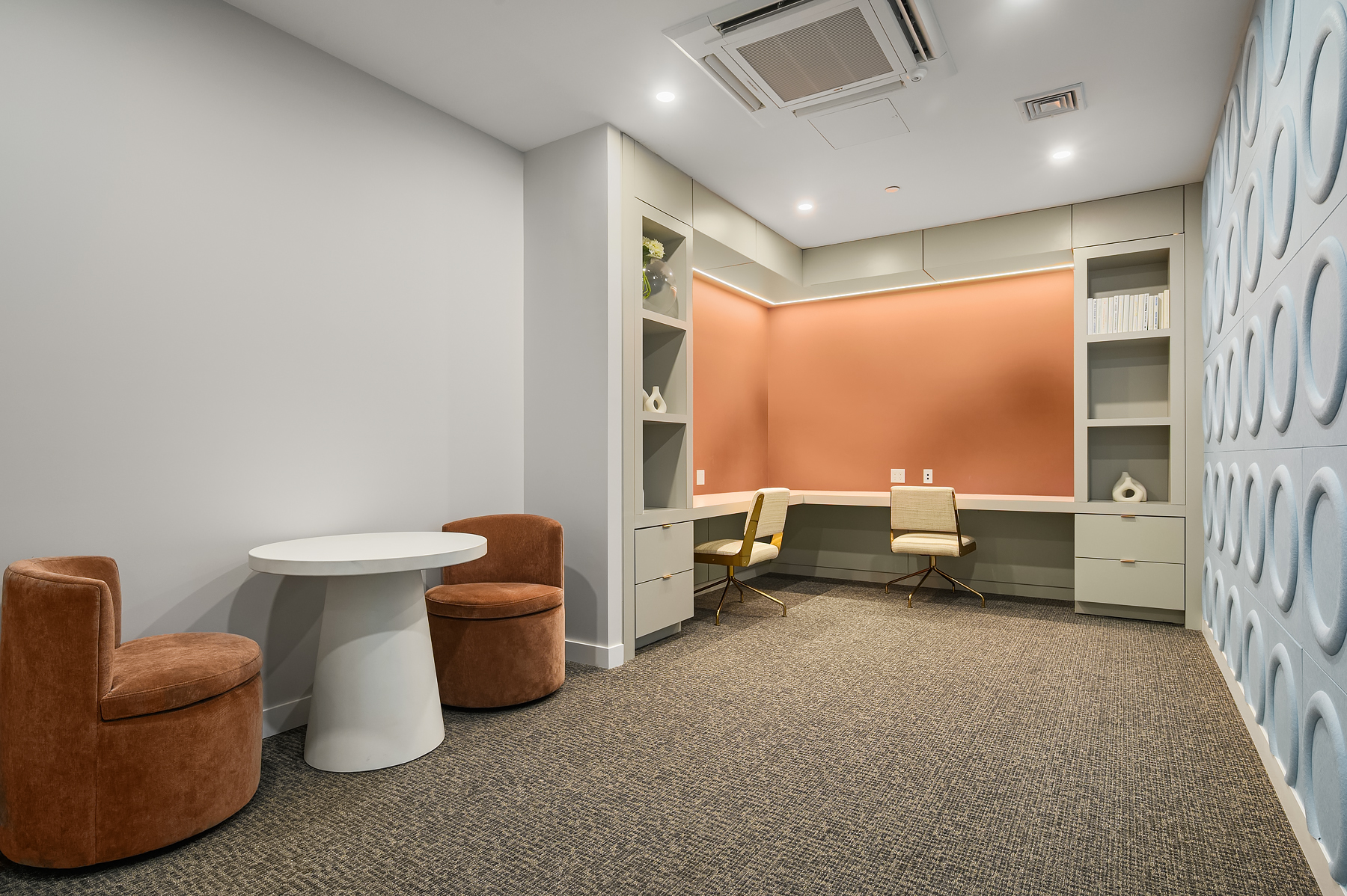 Private Rentable Office on Sunken Garden